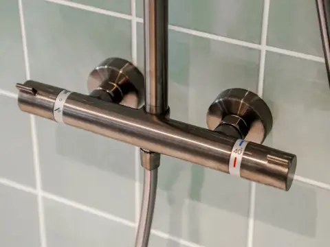 Création salle de bain sur mesure Uffheim