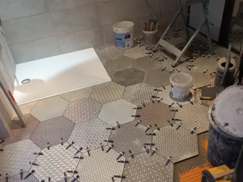 Pose de carrelage sur mesure salle de bain Mulhouse