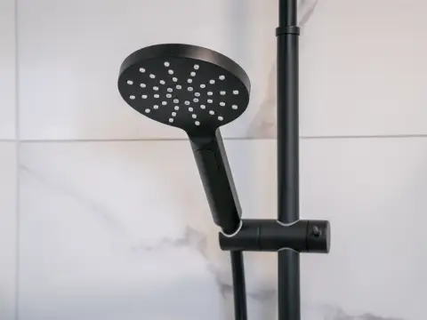 Plombier Lauw