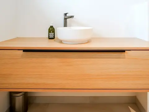 Création salle de bain sur mesure Uffheim