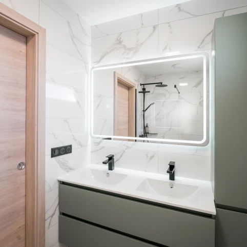 Création salle de bain sur mesure Lauw