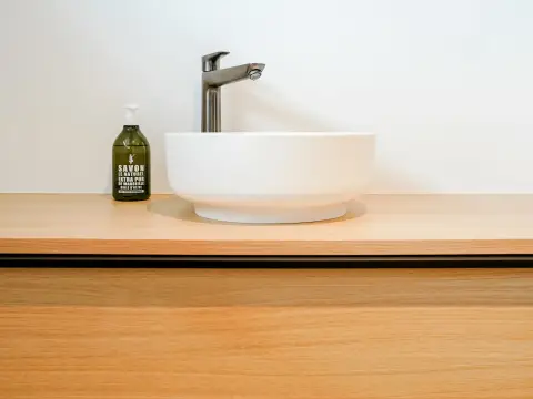 Création salle de bain sur mesure Uffheim