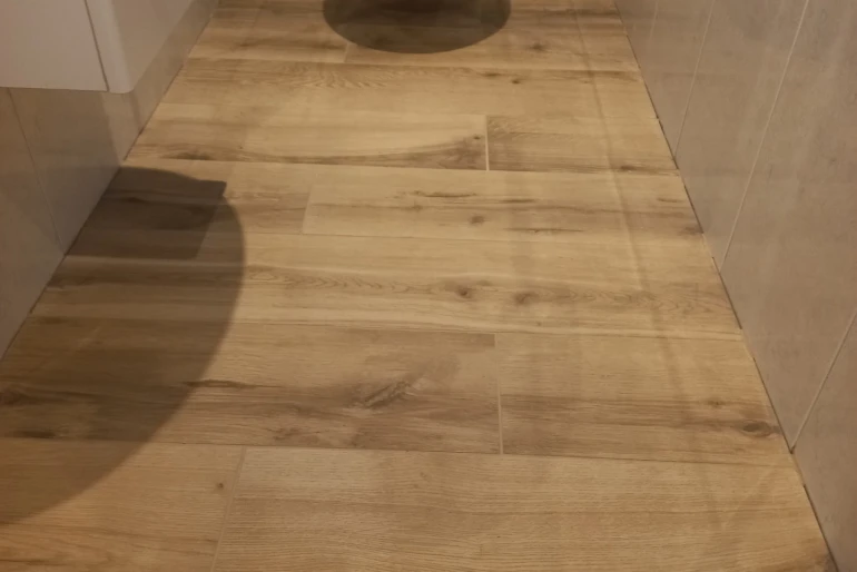 Pose de stratifié salle de bain Cernay