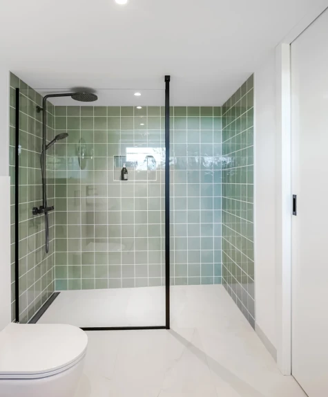 Création salle de bain sur mesure Uffheim