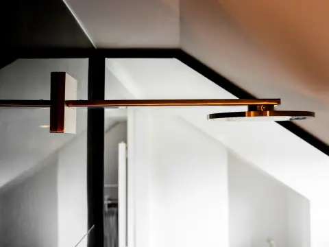 Création salle de bain sur mesure sous combles à Uffheim