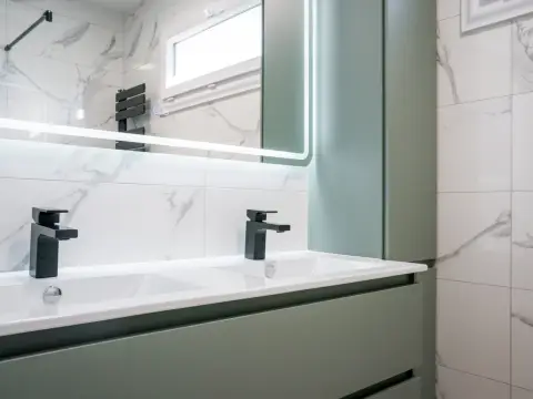 Création salle de bain sur mesure Lauw