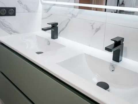 Création salle de bain sur mesure Lauw