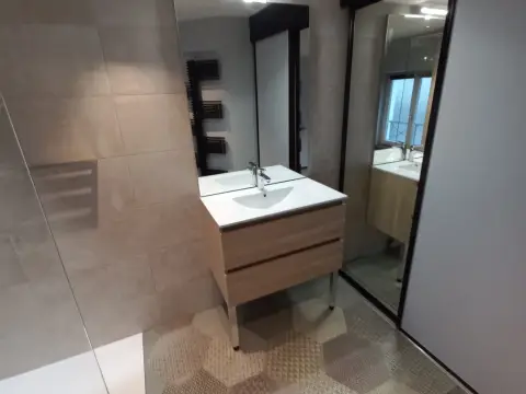Pose de carrelage sur mesure salle de bain Mulhouse
